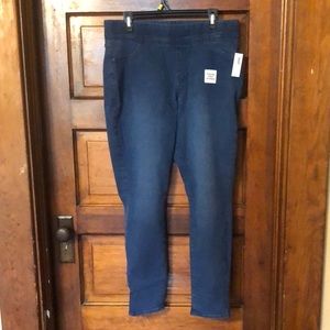 Old Navy Women’s Jeggings size 14